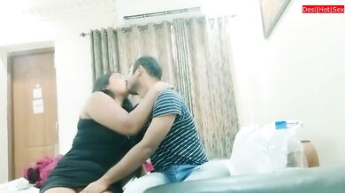 হোটেলে বাঙালি দম্পতির দেশি ভাইরাল সেক্স ভিডিও