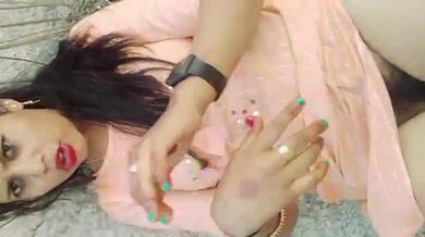 জিএফের গুদ চোদা বাইরে বাংলা সেক্স ভিডিও